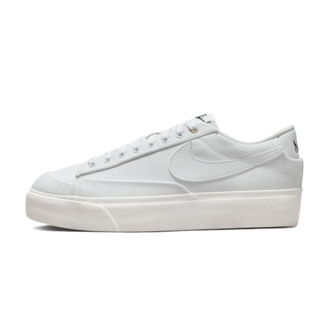 Nike Basket Nike WMNS BLAZER LO PLATFORM CANVAS