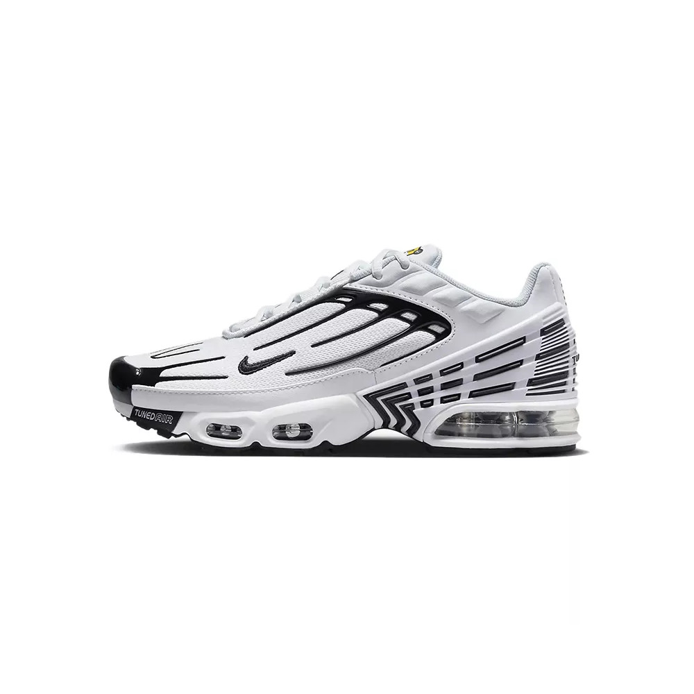 Nike Basket Nike AIR MAX PLUS 3