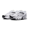 Nike Basket Nike AIR MAX PLUS 3