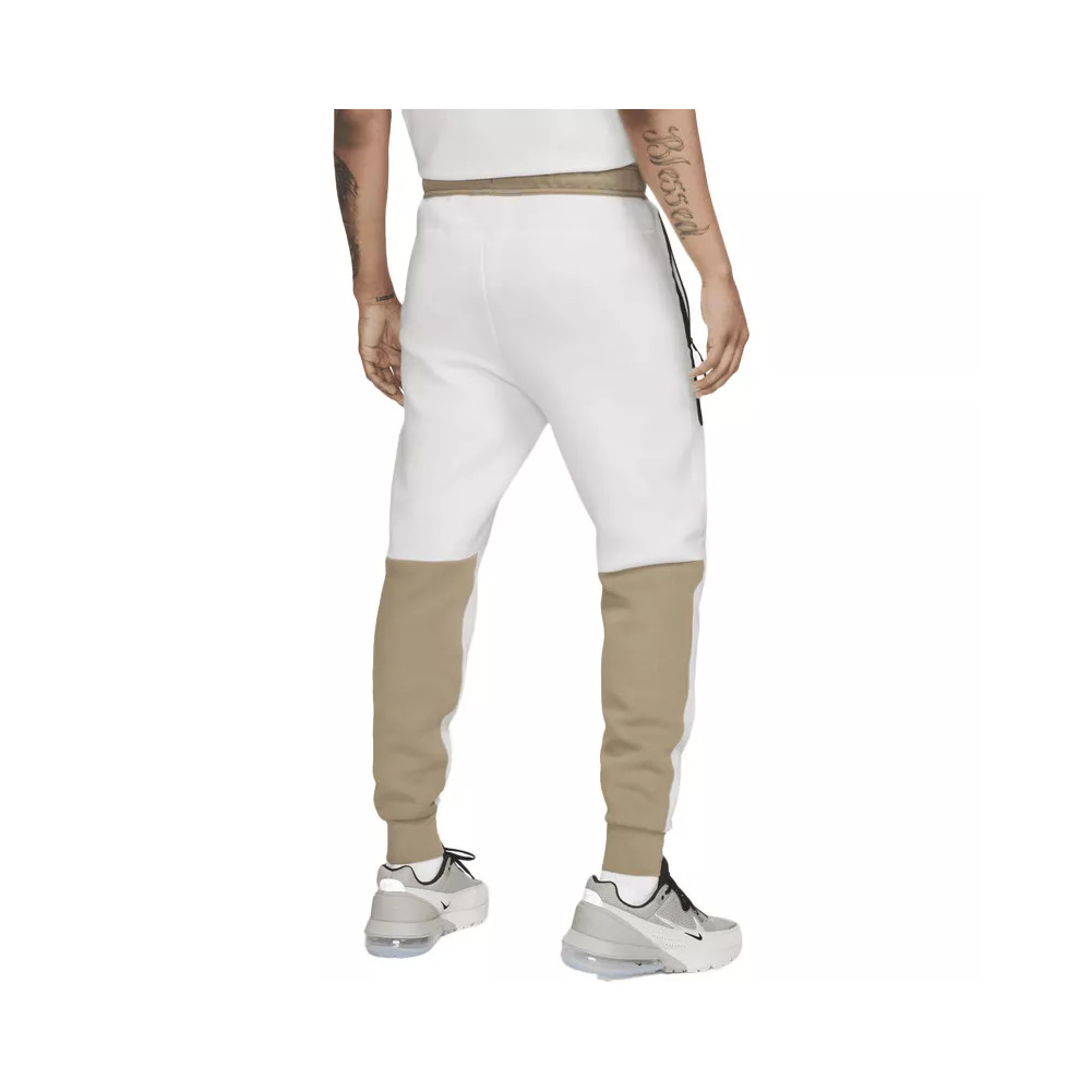 Nike Pantalon de survêtement Nike TECH FLEECE