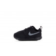 Nike Basket Nike Roshe Run Bébé (TD) - 749430-020