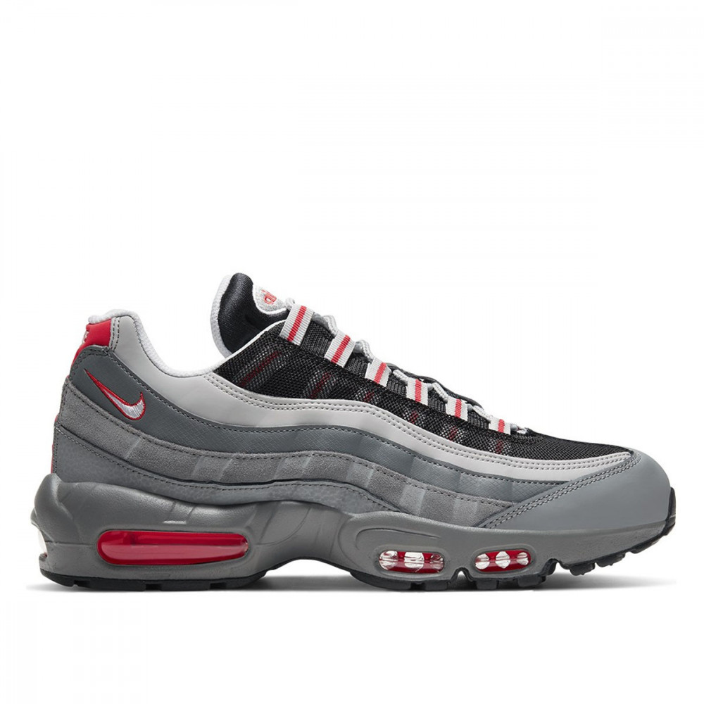 Nike Basket Nike AIR MAX 95 ESSENTIAL