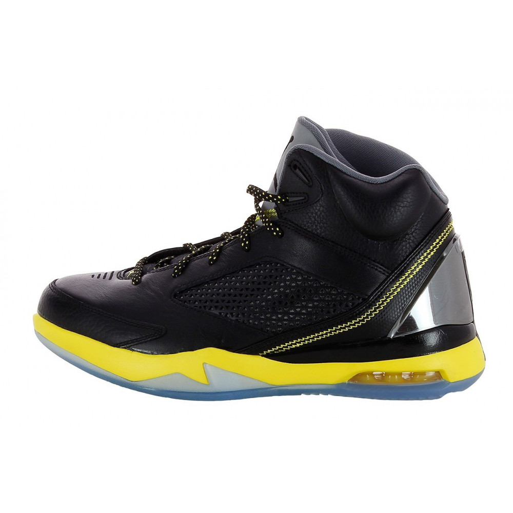 Nike Basket Nike Jordan Flight Remix - 679680-070