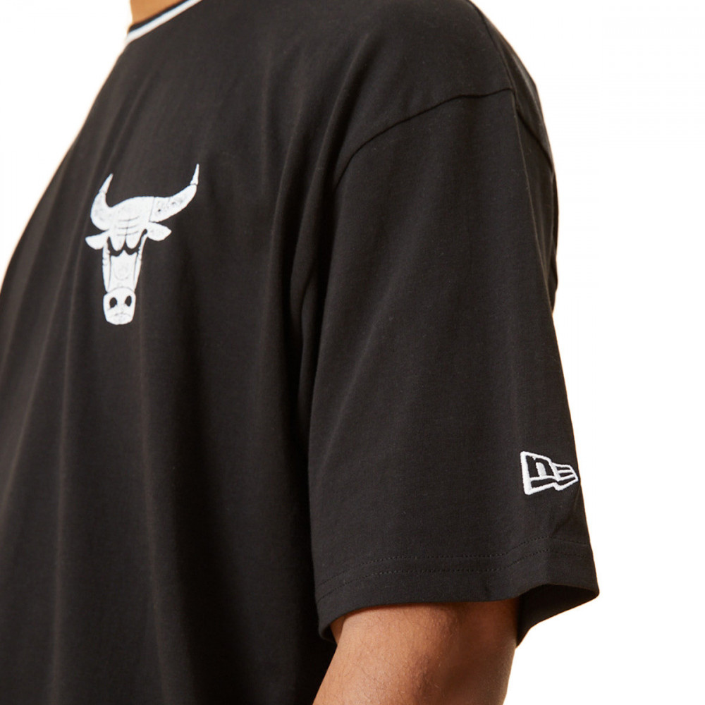 New Era Tee-shirt New Era DISTRESSED Oversize Chicago Bulls