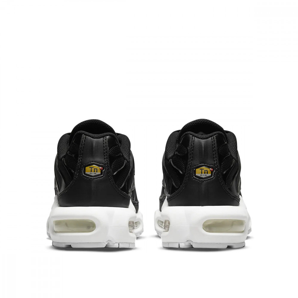 Nike Basket Nike AIR MAX PLUS