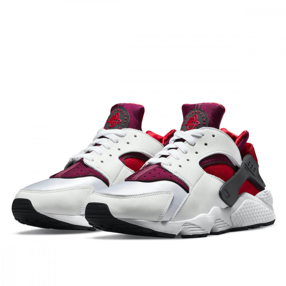 Nike Basket Nike AIR HUARACHE